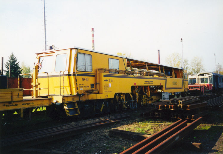 06-small.jpg