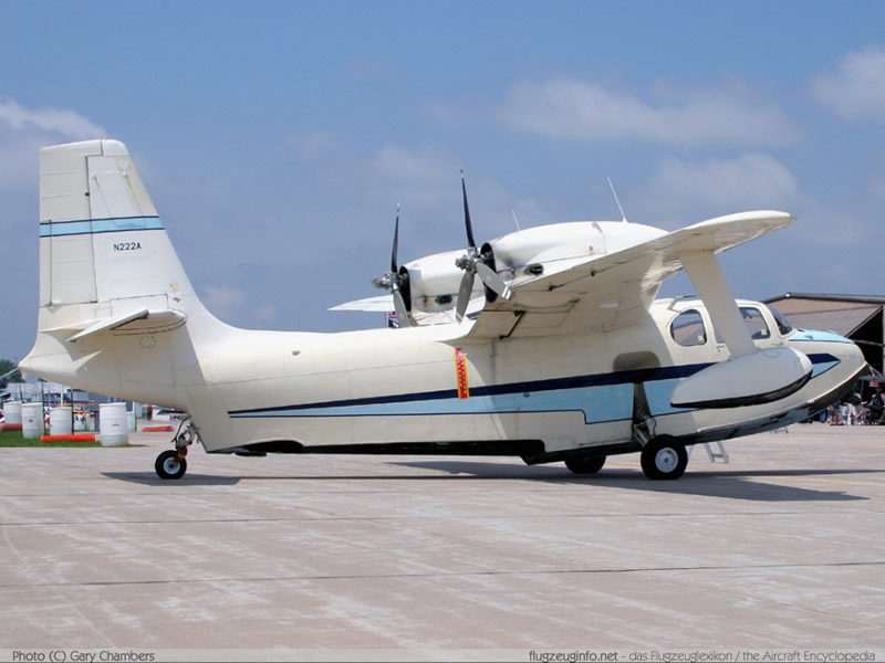 Piaggio P.136