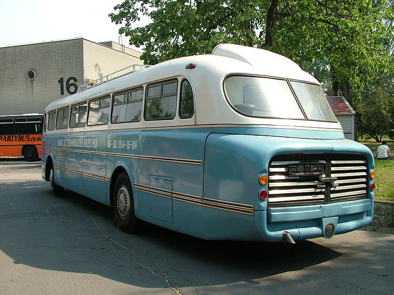 800px-Ikarus_55,_1971_(6980101314).jpg