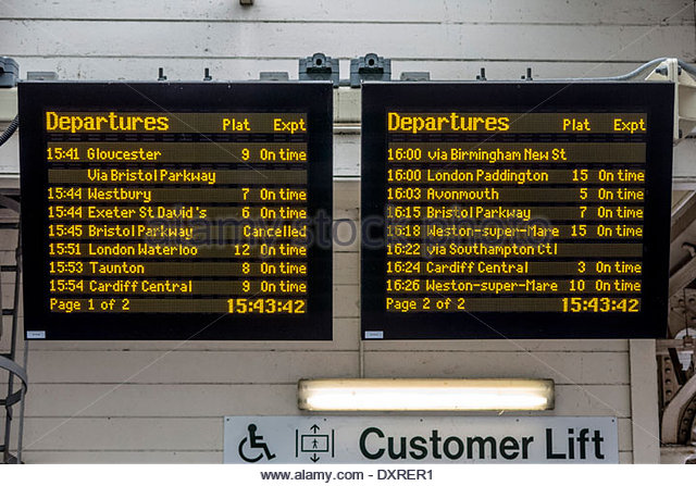electronic-departures-board-displaying-train-times-at-railway-station-dxrer1.jpg