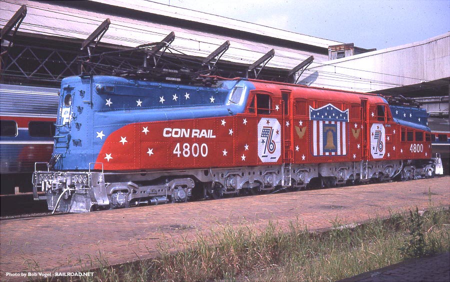 GG 1 in Conrail Spirit of '76 pain scheme.