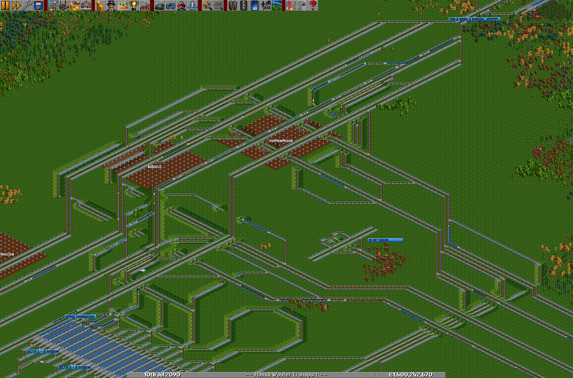 The old massive 8x8 junction. Really ugly I guess though it works... if you place waypoints in it (what we did not do)