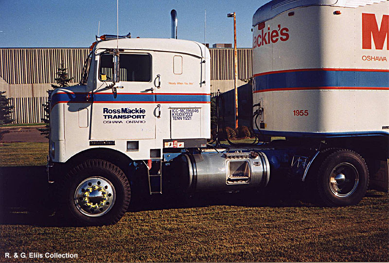 Nice bullnose Kenworth