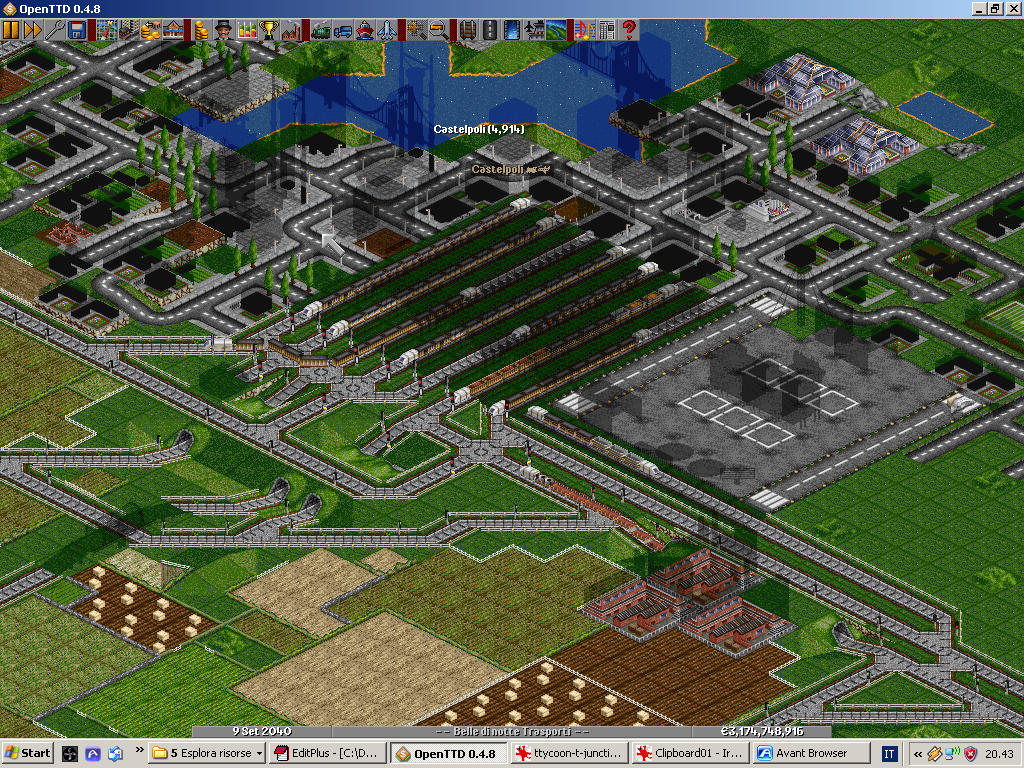 2) Castelpoli, 2040<br />Another pretty crowded station. Things are even worse here, because of the factory in the South, which receives steel, grain and livestock. Traffic jams are frequent here, but things improved a lot when I added the 8th platform on the