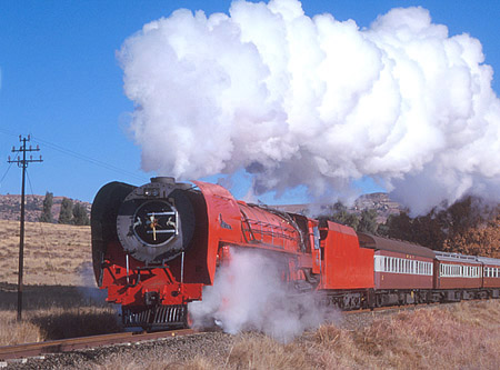 SAR 26 No.3450 approaching Fouriesberg in June 1999.jpg