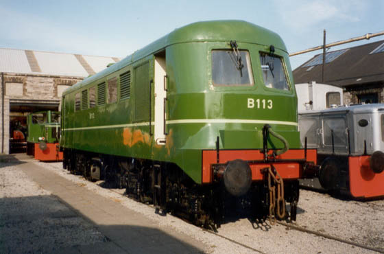 113 class: Weight: 81 tonnes Speed:55 mph Power:915 hp Year-1950-1971